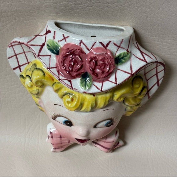 Vintage 1950s LEFTON? Miss Dainty Wall Pocket Doll Bonnet Flowers Mid Century - Picture 2 of 5